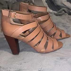 Audrey Brooke Jasmine leather Cognac heel